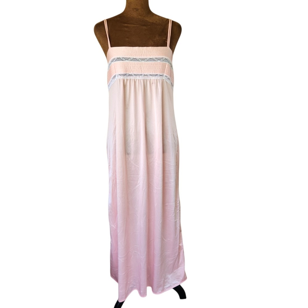 Vintage Gigi Nightgown Size‎ S Pink Sleeveless Union Made 70s Sleepwear
